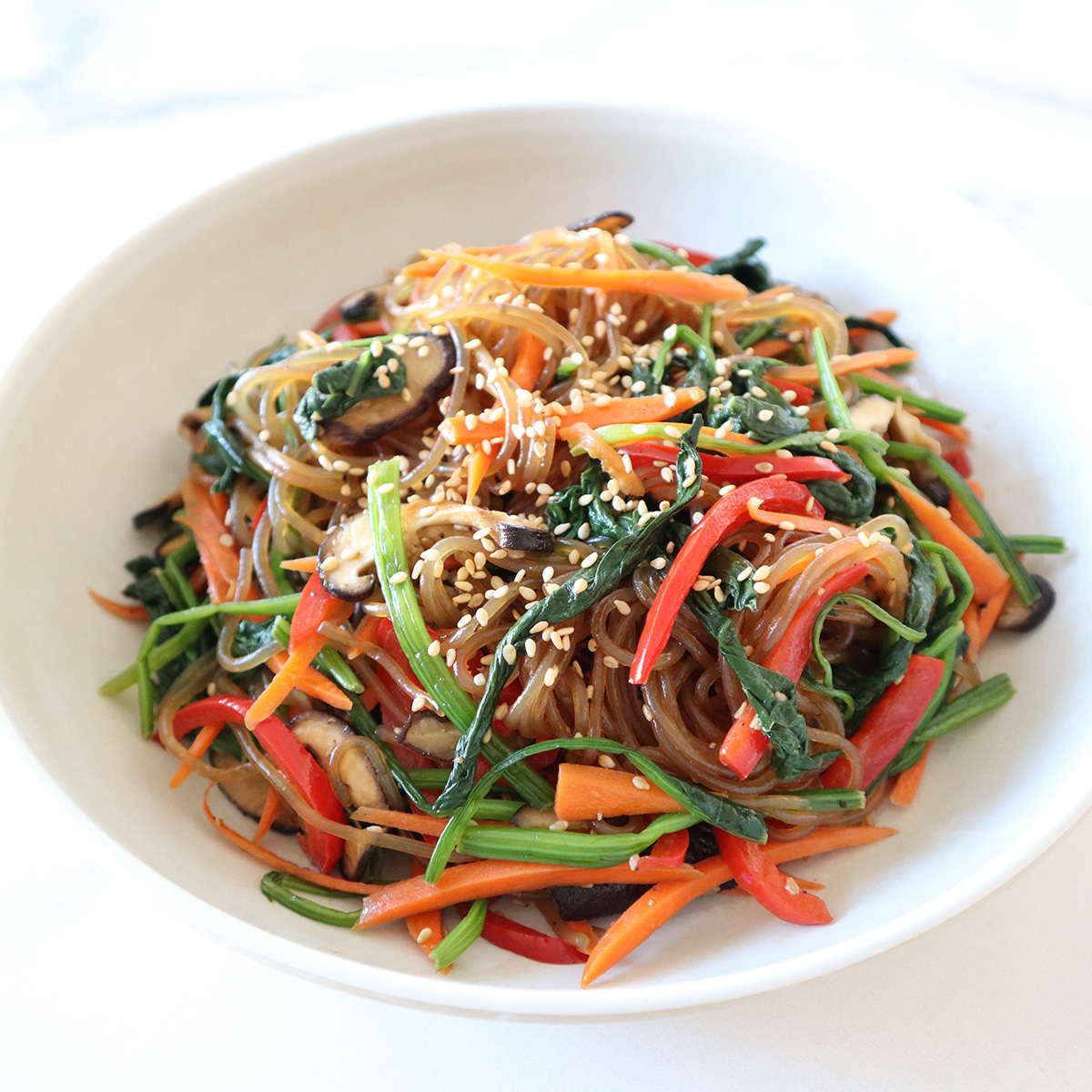 easy-vegan-japchae-korean-stir-fry-glass-noodles-chef-atulya