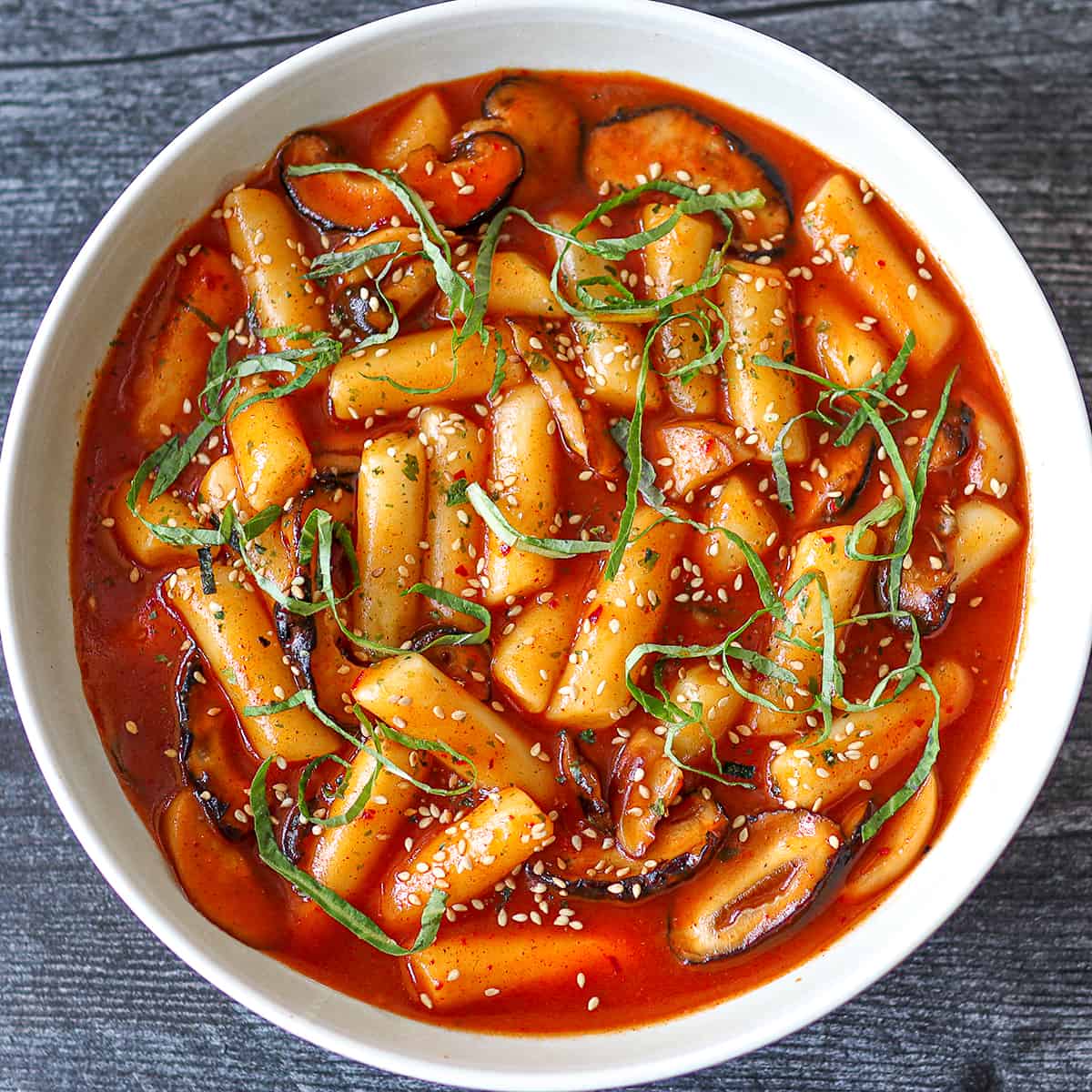 Korean Tteokbokki Recipe: Spicy and Chewy Rice Cakes